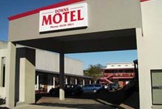 Downs Motel - Hervey Bay Accommodation 0