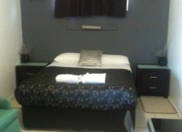Charm City Motel - Accommodation QLD 4