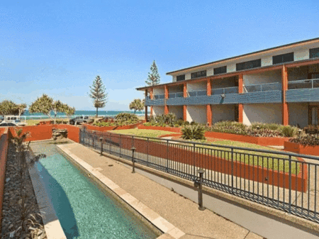 Lennox Point Holiday Apartments - Grafton Accommodation 2