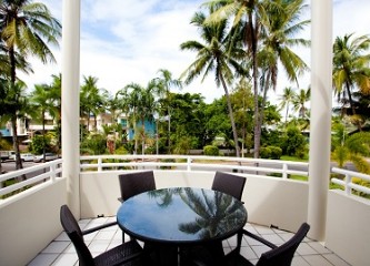 Sunseeker Holiday Apartments - Accommodation QLD 3