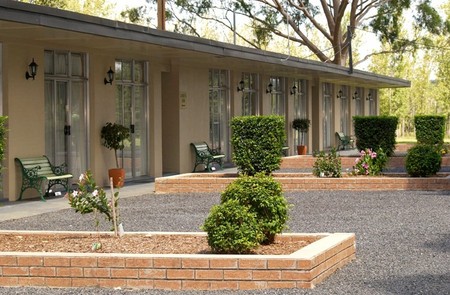All Seasons Country Lodge - Accommodation Rockhampton