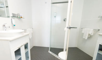 Quality Suites Clifton On Northbourne - Grafton Accommodation 2