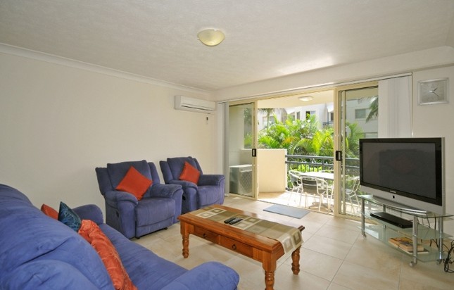 Golden Riviera Beach Resort - Accommodation QLD 3