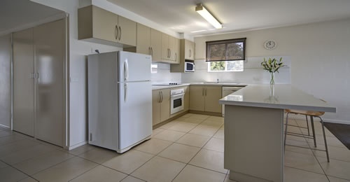 Albacore Luxury Holiday Apartments - Accommodation Kalgoorlie 2