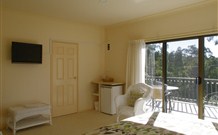 Batemans Bay Manor Bed And Breakfast - thumb 0
