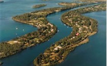 Between Waters B and B - - Kempsey Accommodation