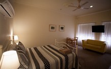 Millies Guesthouse And Serviced Apartments - - thumb 0