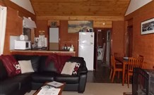 Pinegrove Cottage - Dalby Accommodation