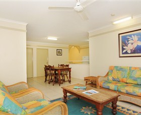 Cairns Queenslander Hotel And Apartments - thumb 1