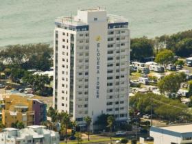 Elouera Tower Beachfront Resort - Whitsundays Accommodation 0