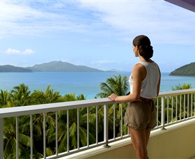 Hamilton Island Reef View Hotel - Accommodation Airlie Beach