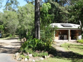 Crystal Waters Village Camping Area - thumb 1