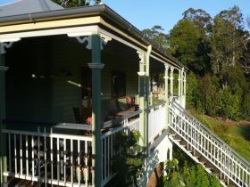 The Sanctuary Springbrook. Guest House / Cottage - Accommodation Brisbane