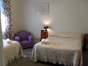 Aaron Cottage - Accommodation in Bendigo