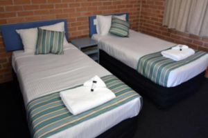 The Oaks Hotel Motel  - Grafton Accommodation