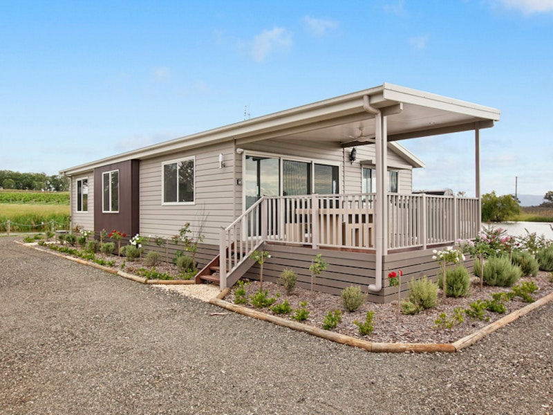 The Lake House Rothbury - Accommodation Cooktown