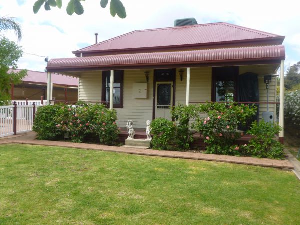 Country Cottages BB - Accommodation Kalgoorlie