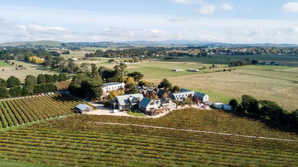 Grange Cleveland Winery Retreat - Accommodation Tasmania