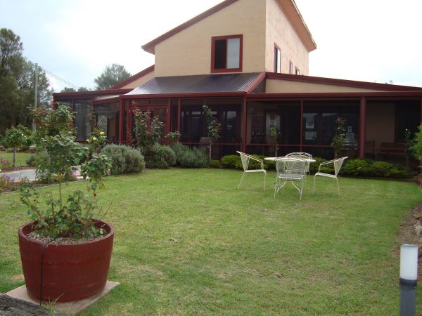 Nightingale Wines Luxury Villas - Wagga Wagga Accommodation
