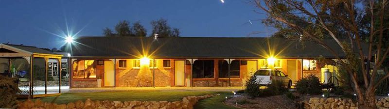 Morgan Colonial Motel - South Australia Travel