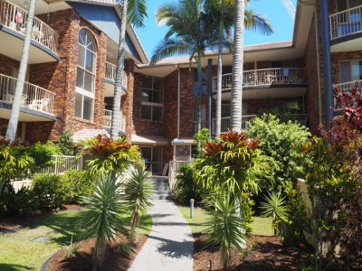 Oceanside Cove Holiday Apartments - Accommodation Yamba 7