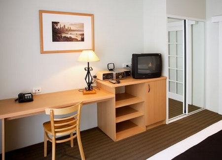 All Suites Perth - Dalby Accommodation 1