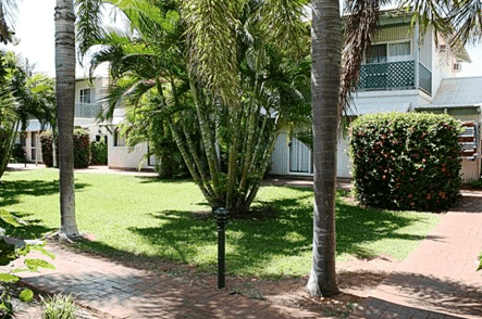 Cable Beachside Villas - Accommodation in Surfers Paradise