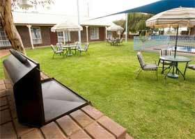 Carn Court Holiday Apartments - Accommodation Kalgoorlie 3