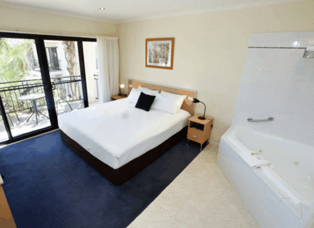 Aquarius Luxury Apartments - Whitsundays Accommodation 1
