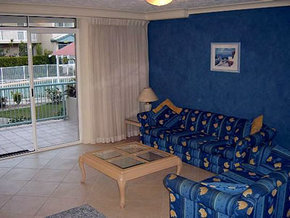 Runaway Cove Luxury Apartments - Grafton Accommodation 3