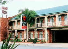 Hamiltons Henry Parkes - Coogee Beach Accommodation