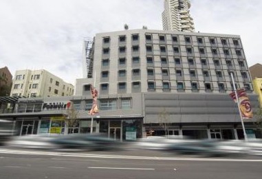 Motel Formule 1 - Accommodation in Surfers Paradise