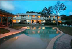 Byron Lakeside Holiday Apartments - Accommodation Kalgoorlie 0
