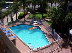 Burleigh Palms Holiday Apartments - Hervey Bay Accommodation 2