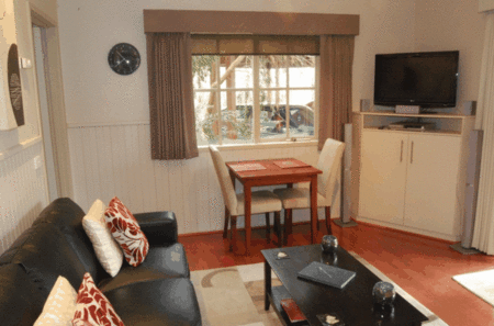 Alpine Country Cottages - Studio 3 - Coogee Beach Accommodation 4