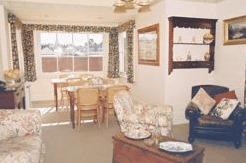 Louisa's Cottage - St Kilda Accommodation