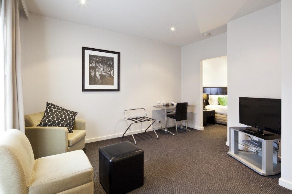 BEST WESTERN PLUS Ballarat Suites - St Kilda Accommodation 7