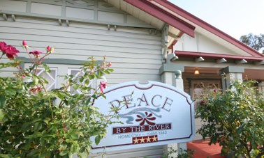 Peace By The River Homestay - C Tourism