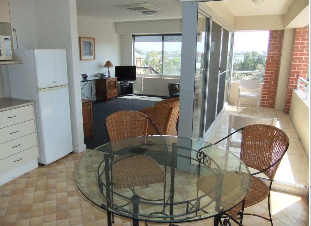 Newcastle Serviced Apartments - Lismore Accommodation 2