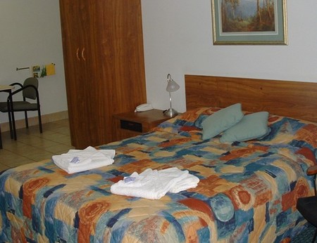 Sunseeker Motel - Accommodation Gladstone 1