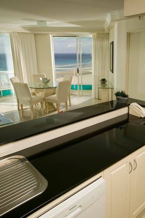 Ocean Plaza Resort - Coolangatta - Accommodation Kalgoorlie 2