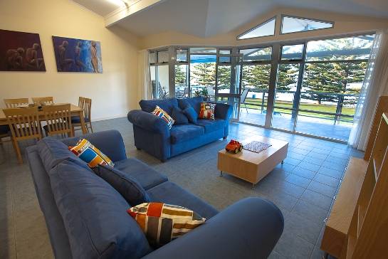 Port Lincoln Foreshore Apartments - Accommodation Kalgoorlie 3