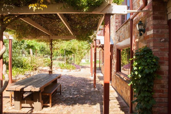 Barossa Barn Bed And Breakfast - Accommodation in Surfers Paradise 9