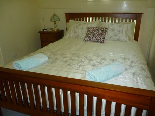 Christmas Creek Cafe` And Cabins - Accommodation Port Macquarie 3