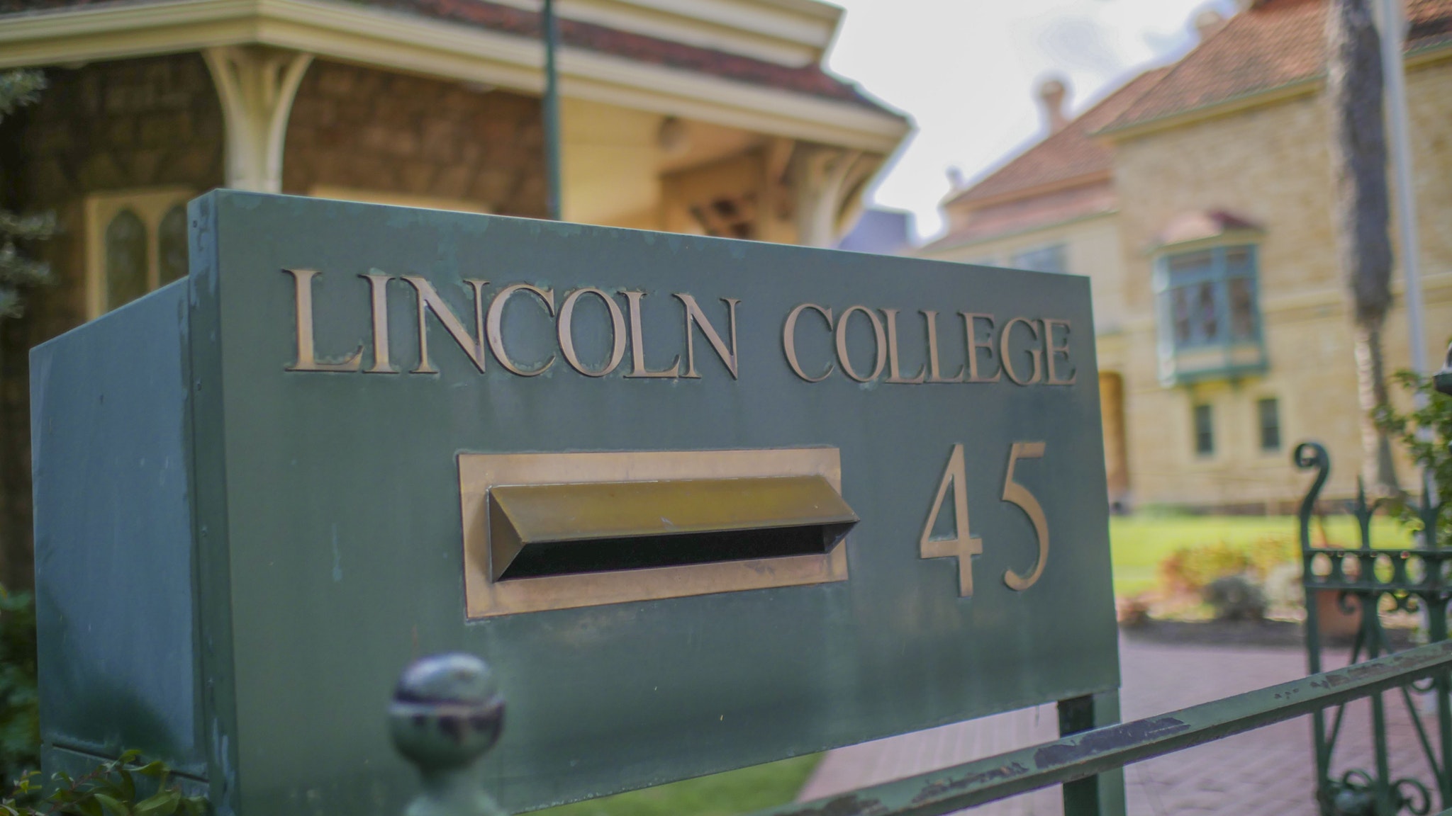 Lincoln College - Grafton Accommodation 0