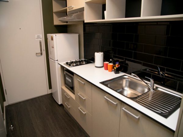 Abercombie Student Accommodation (Summer) - Accommodation in Surfers Paradise 7