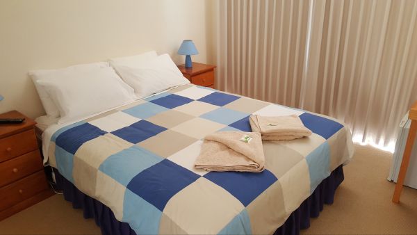 Anchors Guest House - Surfers Gold Coast 2