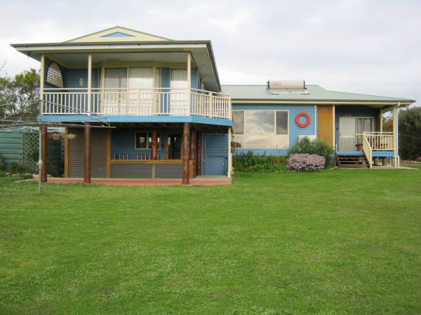 Baudins View Holiday House - Accommodation Port Macquarie 0