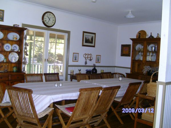 Bountiful Farm House - Accommodation in Surfers Paradise 0