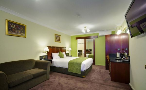 Comfort Inn And Suites Georgian - Accommodation in Surfers Paradise 2